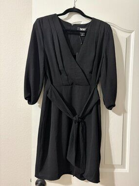 DKNY Black Wrap-Front Tie Waist Dress Sz 8 NWT